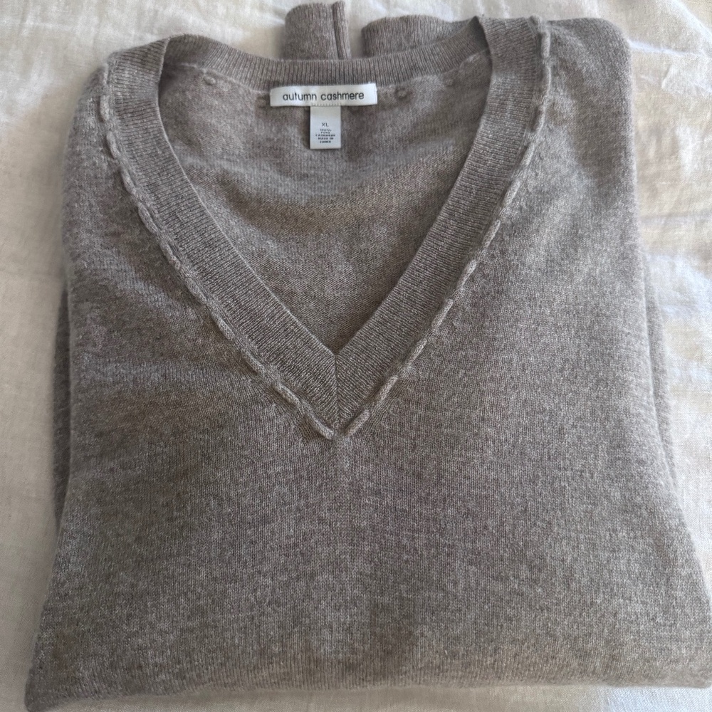Autumn Cashmere Gray V-Neck Sweater